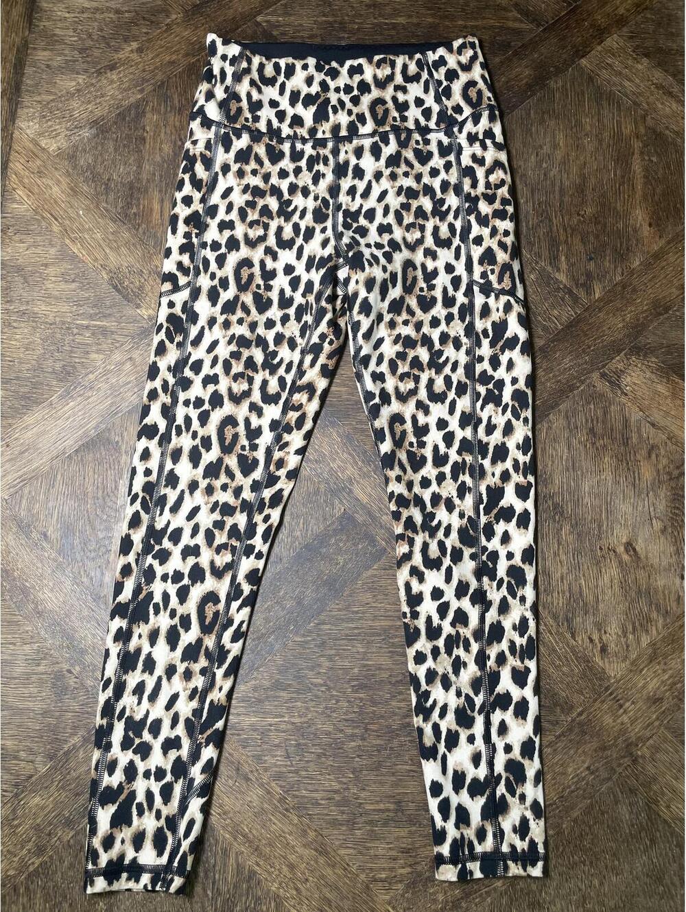 Victoria Secret leopard print leggings with pockets size small